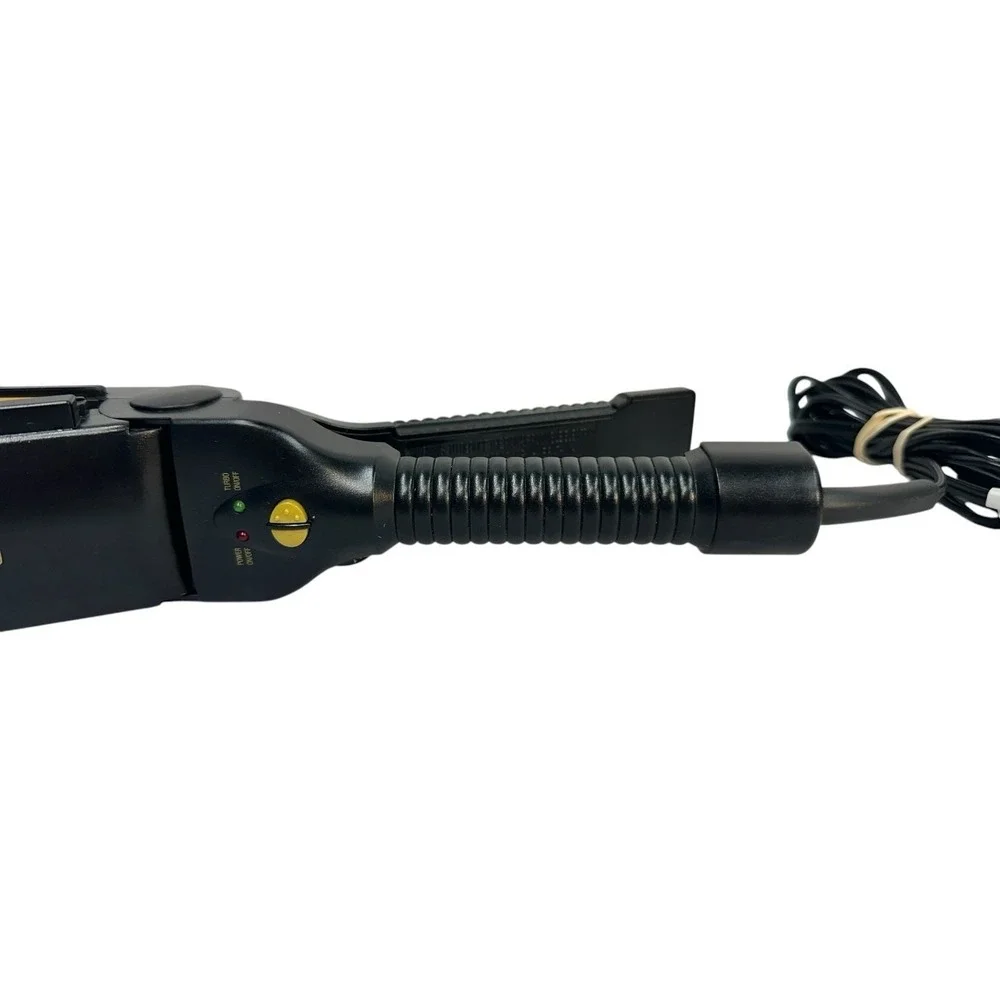 CONAIR CS19J Flat Iron Pro Styler 2